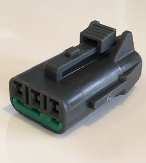 Engine Management Plug - 3 Pin