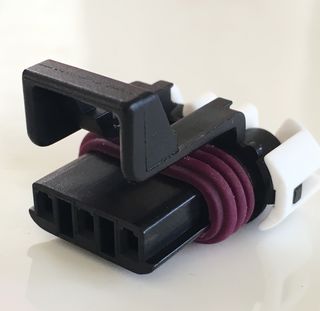 Engine Management Plug - 3 Pin