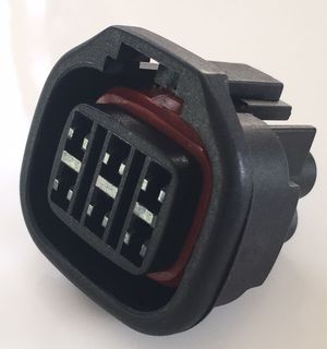 Engine Management Plug - 6 Pin