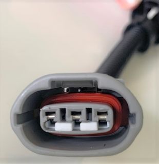 Alternator Plug Adaptor 3 Pin Flat to Round