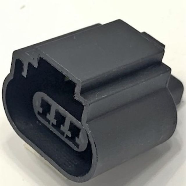 Engine Management Plug - 3 Pin