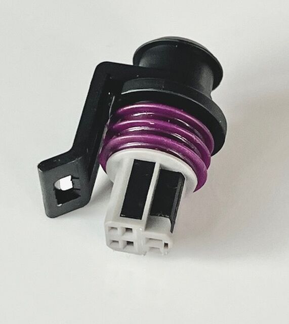 Engine Management Plug - 3 Pin